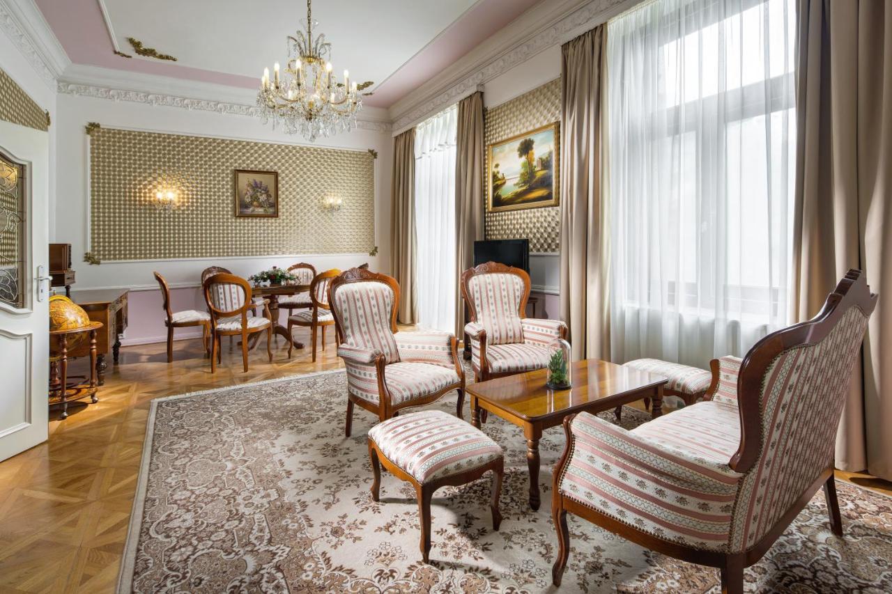 Clarion Grandhotel Zlaty Lev Liberec Exterior foto